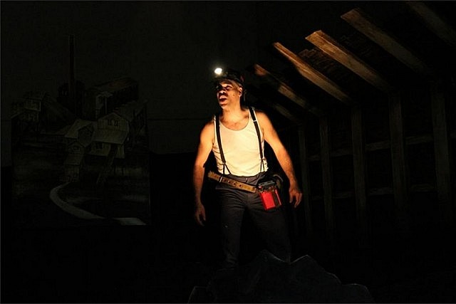 Beau Dixon plays nine different characters in his play, including African-Canadian miner Maurice Ruddick (photo courtesy of Beau Dixon)