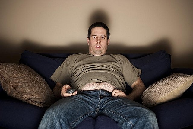 If you have no self-control, binge-watching can turn you into a couch potato. Thankfully, most of us have some self-control ... right?