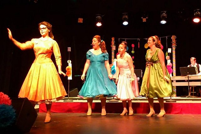 Avery Cantello (left) has a big voice and gives some of the most sensitive vocal performances of the night (photo: Sam Tweedle / kawarthaNOW)