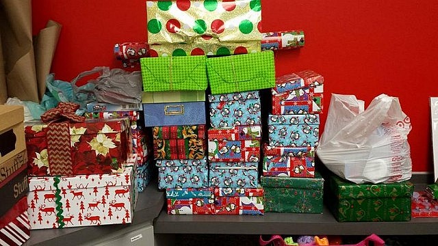 Donations to the Peterborough Shoebox Project (photo: Vanessa Dinesen)