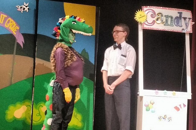 Antje Kroes as The Frumpasaurus and Zac Houghton as Mr. Sunnydale