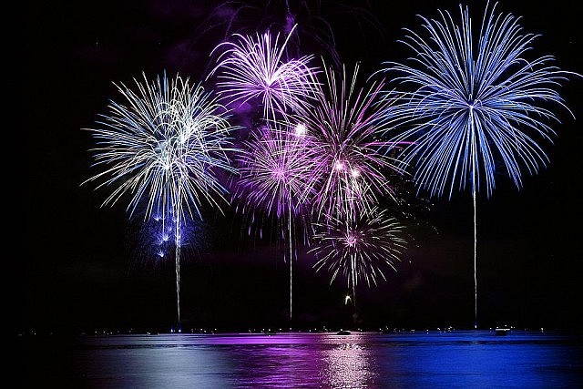 Fireworks are best left to the professionals; many municipalities offer free public fireworks displays during Canada Day celebrations.